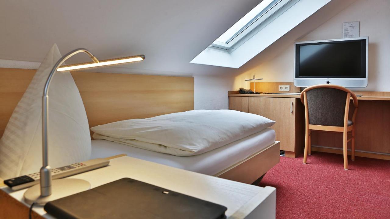 Hotel Phoenix Rastatt Esterno foto